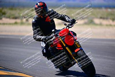 media/Mar-25-2024-Moto Forza (Mon) [[8d4319bd68]]/4-Novice Group/Session 3 (Turn 16 Inside)/